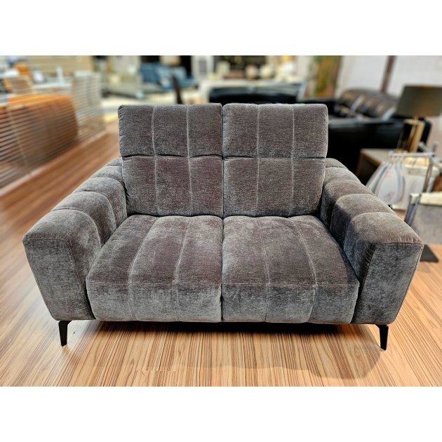 Natuzzi Portento 2 Seater Sofa Natuzzi Portento 2 Seater Sofa