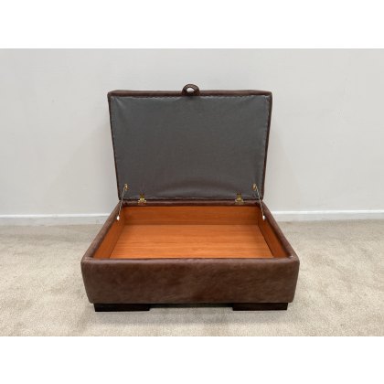 CLEARANCE OUTLET WAREHOUSE STOCK Mountback Storage Footstool CLEARANCE OUTLET WAREHOUSE STOCK Mountback Storage Footstool