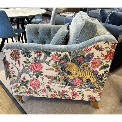 Andrew Paul- Bamburgh Chair Andrew Paul- Bamburgh Chair