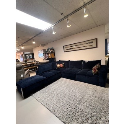 Alexander&James 5 Piece RHF or LHF Corner Group Alexander&James 5 Piece RHF or LHF Corner Group