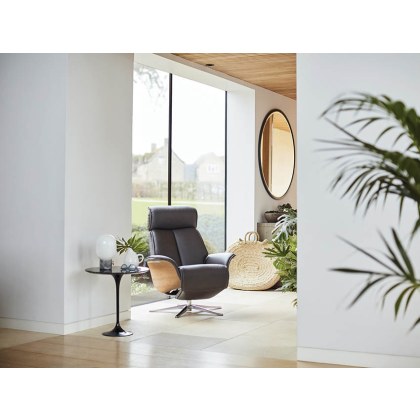 G Plan Ergoform Oslo Power Chair - Show Wood Panel