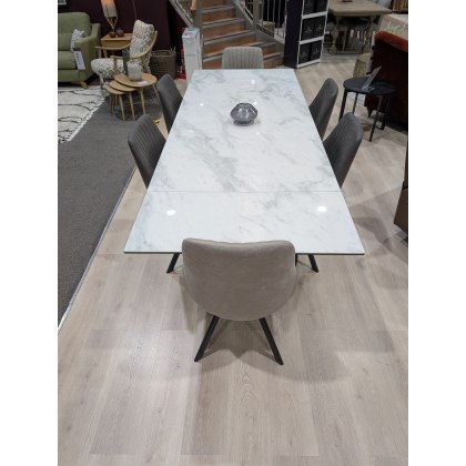 Francesca, Extending Dining Table (white) with 6x Dallas Chairs Francesca, Extending Dining Table (white) with 6x Dallas Chairs