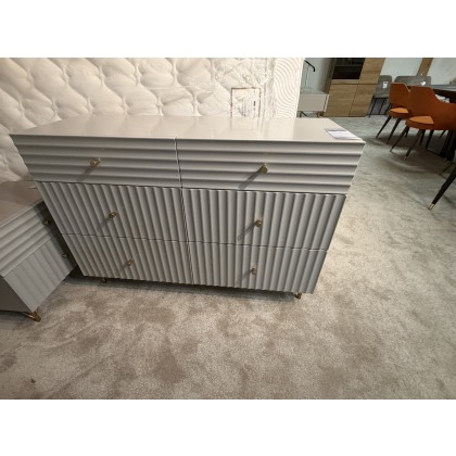 Amari 6 drawer chest Amari 6 drawer chest