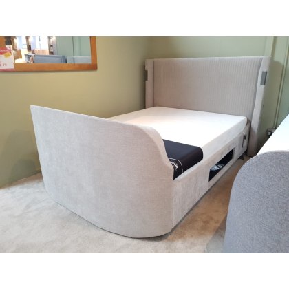 Luna 5'0 Dolby Surround Sound TV Bed Luna 5'0 Dolby Surround Sound TV Bed