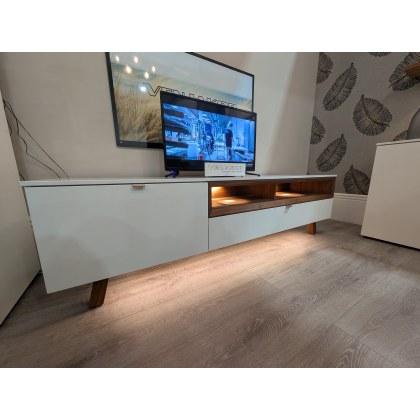 Andiamo Home - 180cm Lowboard, Underframe, Lighting, Extension Cable & Transformer with Touch Switch Andiamo Home - 180cm Lowboard, Underframe, Lighting, Extension Cable & Transformer with Touch Switch