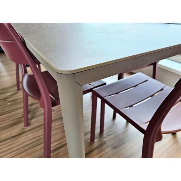 Outdoor Nardi Table & x6 Borgogna Chairs Outdoor Nardi Table & x6 Borgogna Chairs