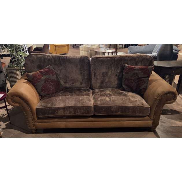 Carnagie - 3 Seater, Cuddle Chair and Wing Chair Carnagie - 3 Seater, Cuddle Chair and Wing Chair