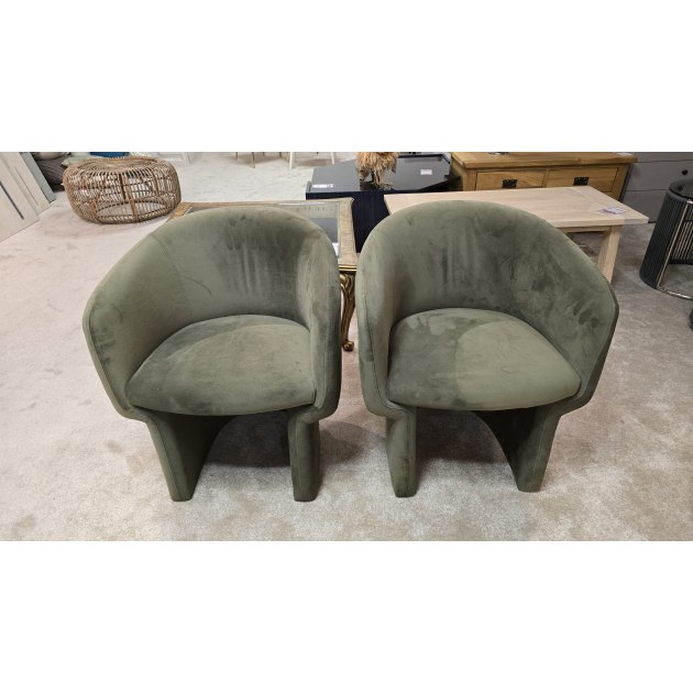S/2 Holm Chair in Green Moss S/2 Holm Chair in Green Moss