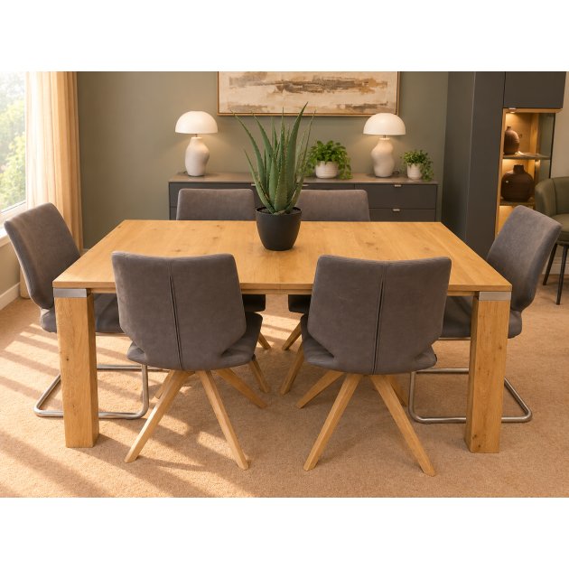 Venjakob Multiflex Extending Table with 4x Arne & 2x Arnd Dining Chairs Venjakob Multiflex Extending Table with 4x Arne & 2x Arnd Dining Chairs