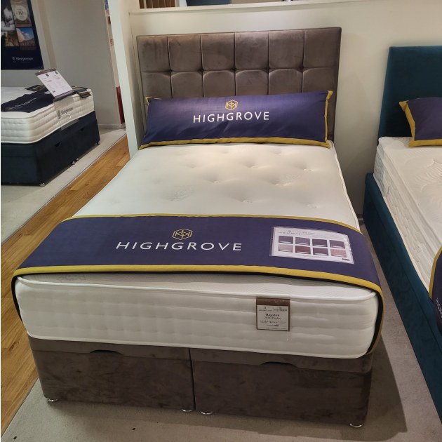 Double royston mattress and end lift ottoman with capricorn headboard Double royston mattress and end lift ottoman with capricorn headboard