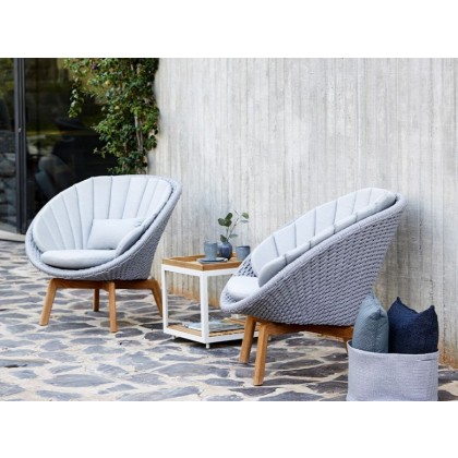 Cane-line Peacock Light Grey Lounge Chair W/ Teak Legs