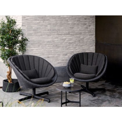 Cane-line Peacock Lounge Chair W/ Swivel Base