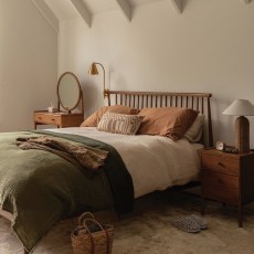 Ercol Salina King Size Bedframe w/ Spindle Headboard Ercol Salina King Size Bedframe w/ Spindle Headboard