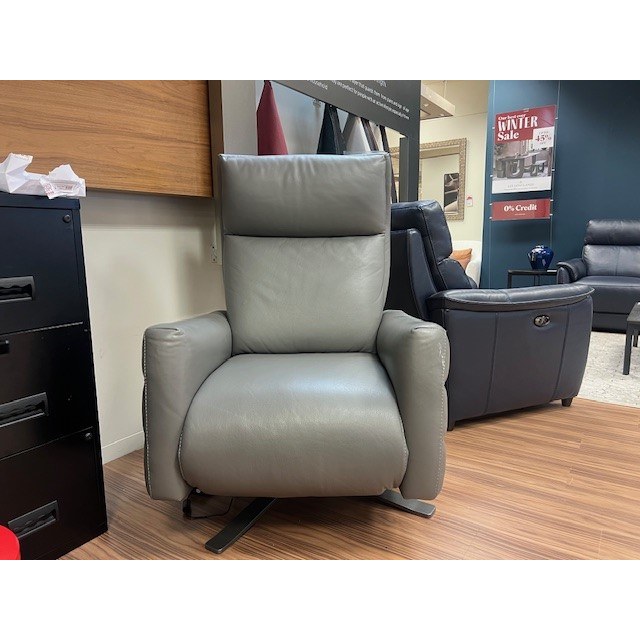 Natuzzi Istante Electric Recliner Chair Natuzzi Istante Electric Recliner Chair