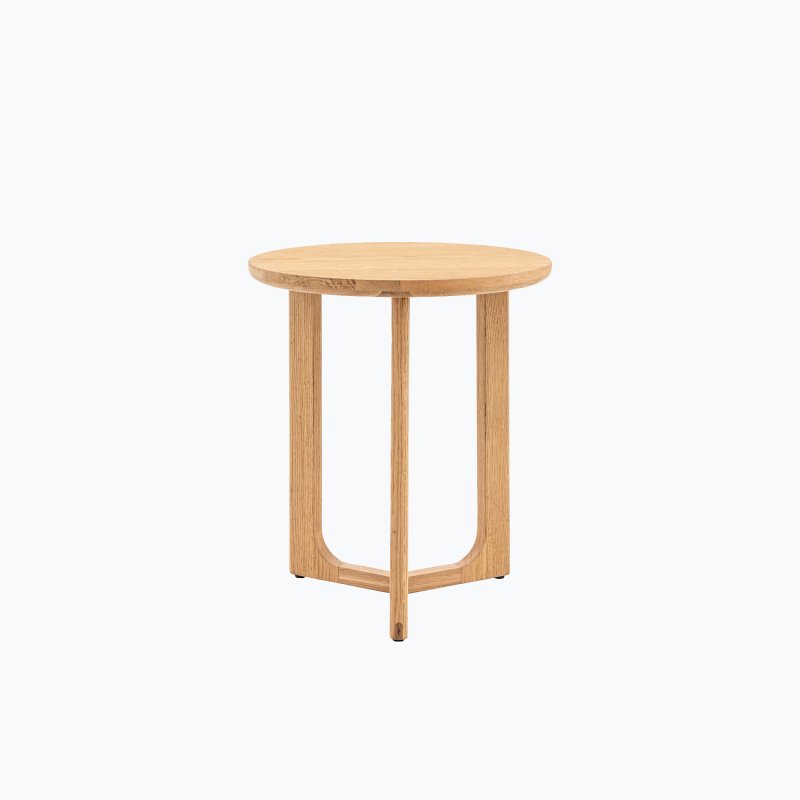 Carl Round Oak Side Table Carl Round Oak Side Table