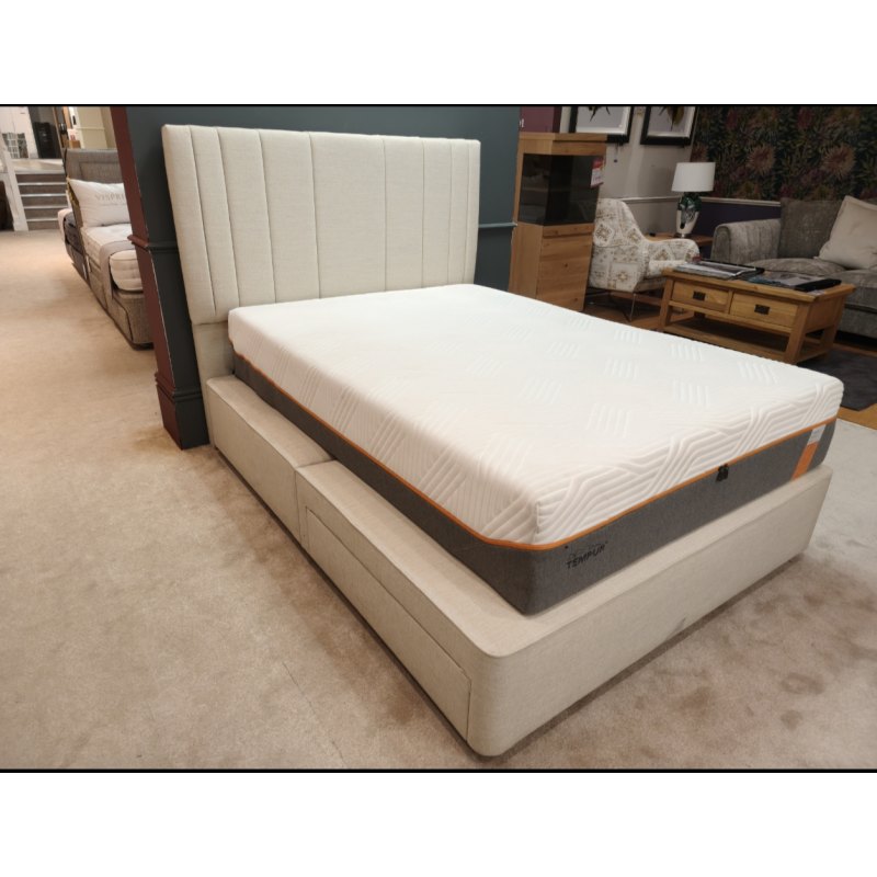 Harrison Divan Base with 2 drawers & Bable Headboard Harrison Divan Base with 2 drawers & Bable Headboard