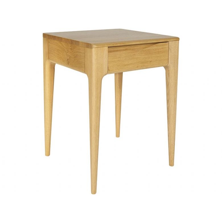 Ercol Romana Oak Lamp Table Ercol Romana Oak Lamp Table