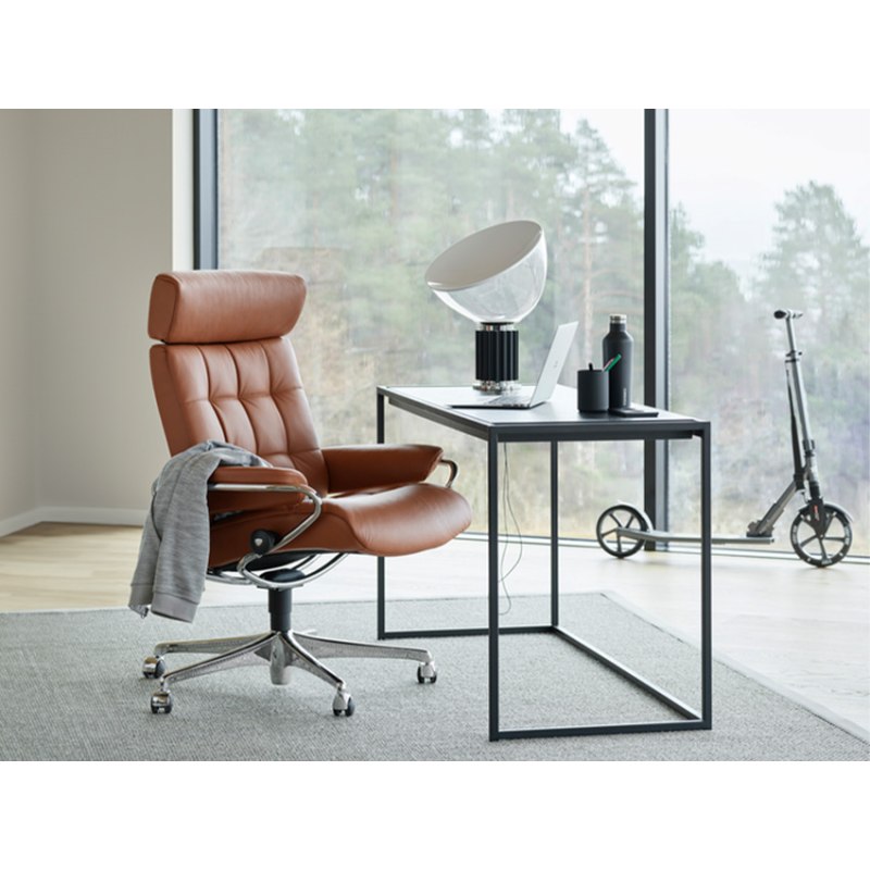 Stressless London Office Chair w/ Adjustable headrest Stressless London Office Chair w/ Adjustable headrest