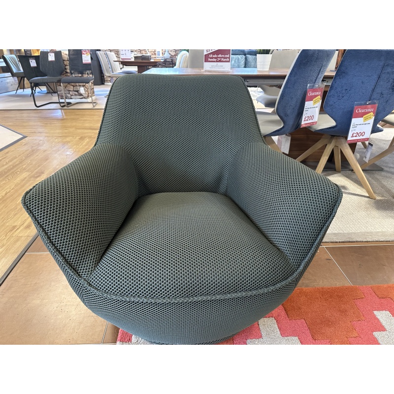 Savona Swivel Chair Savona Swivel Chair