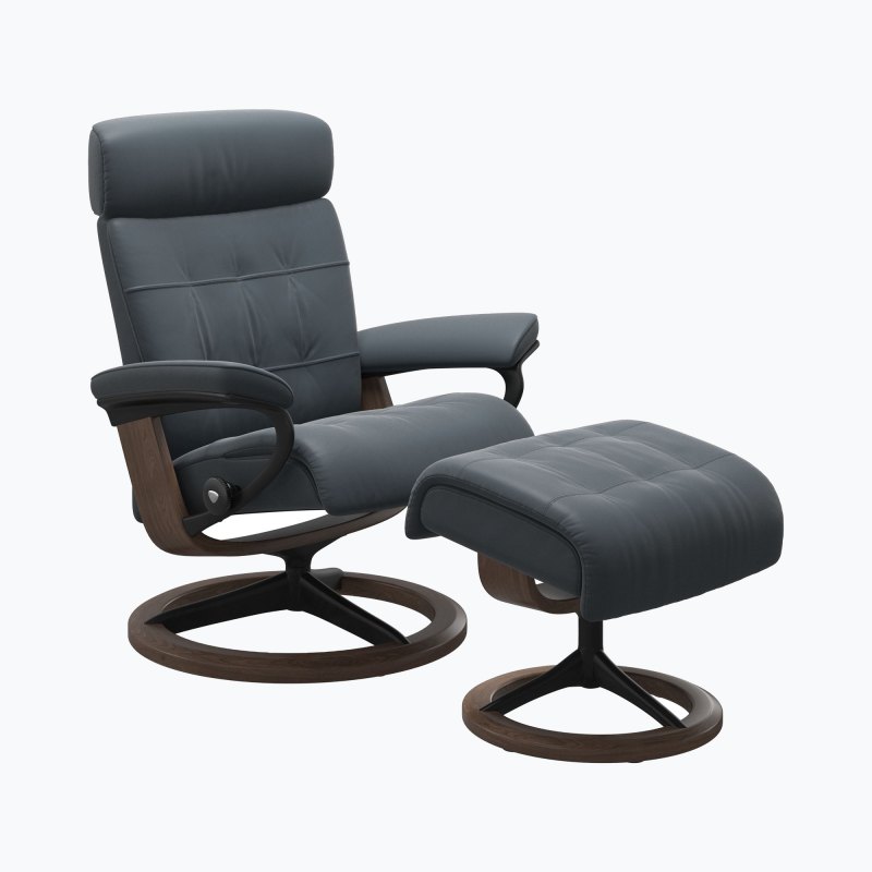 Stressless Erik Medium Recliner Chair & Stool with Signature Base Stressless Erik Medium Recliner Chair & Stool with Signature Base