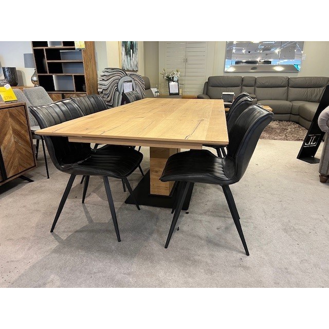 Venjakob Pizza 2.2m Table & 6 Lotus Chairs Venjakob Pizza 2.2m Table & 6 Lotus Chairs