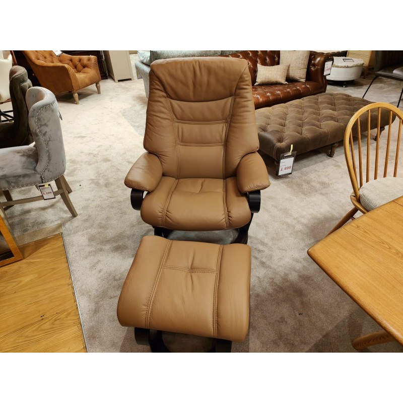 Himolla Corrib Large Recliner Chair and Stool Himolla Corrib Large Recliner Chair and Stool